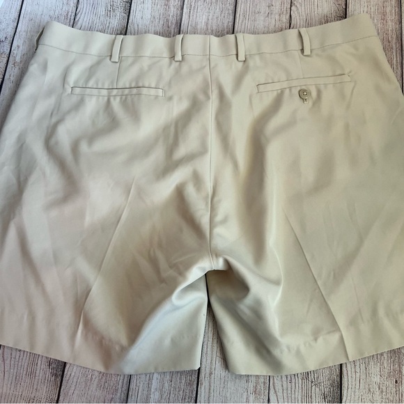 LOUIS RAPHAEL Golf Tan Athleisure Shorts 42 - Picture 5 of 6